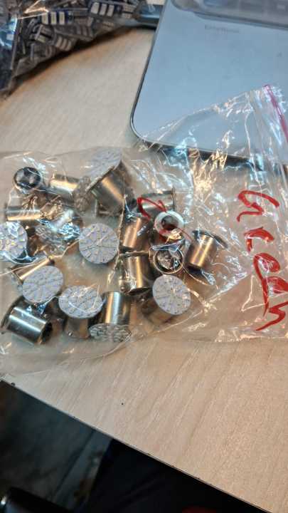 indicator%20led%20light%20Bulb%202pcs%20for%20Universal%20use%20in%20car%20and%20bike%20and%20motorcycle%20-%20Image%202
