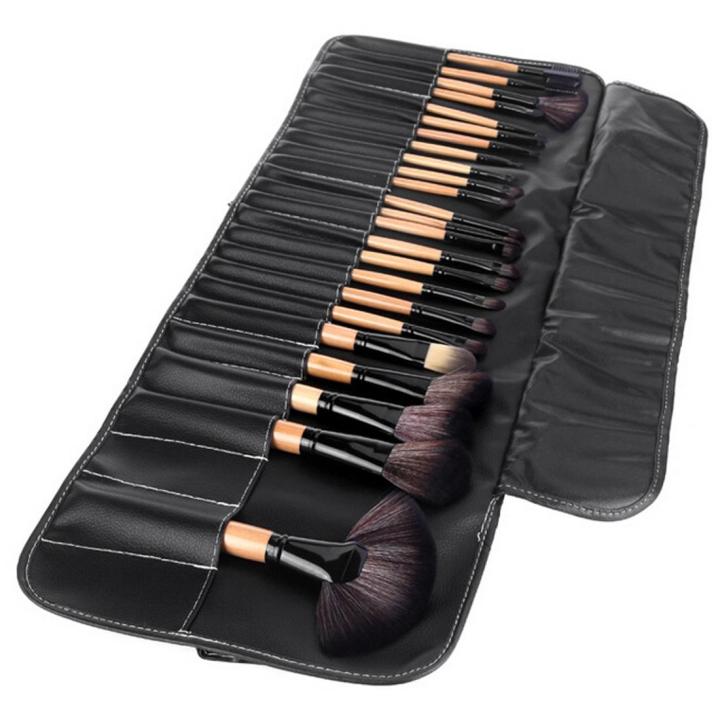 MAC%2032%20Piece%20Brush%20Set%20-%20Image%202