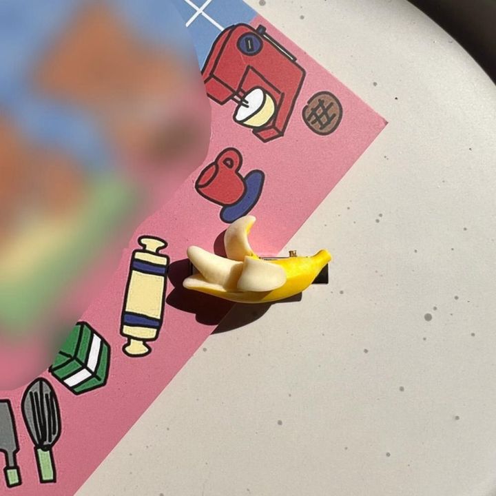 CHANBAEK%20Simple%20Personality%20Child%20Duckbill%20Clip%20Girl%20Hair%20Clip%20Photo%20Props%20Banana%20Fake%20Food%20Simulation%20Food%20Hairpin%20Cute%20Side%20Clip%20Korean%20Style%20Barrette%20Women%20Hair%20Accessories%20-%20Image%202