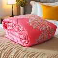 Single size Twill Fabric Comforter Premium Quality 5 Feet By 7 Feet..