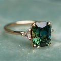 【In-Demand Item】 Elegant Square Ring for Women Fashion Color Inlaid Green Zircon Wedding Rings Bridal Engagement Jewelry.