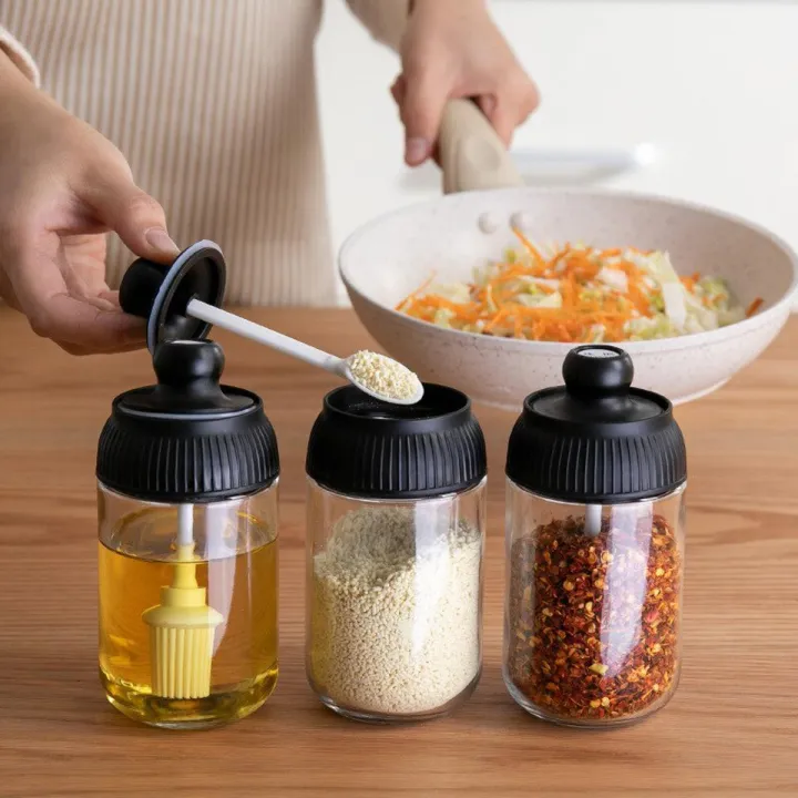 Kitchen%20Seasoning%20Bottle%20Set%20Household%20Sealed%20Moisture%20Proof%20Spoon%20Cover%20Integrated%20Glass%20Seasoning%20Jar%20-%20Image%202