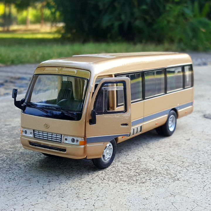 1:32%20Toyota%20Coaster%20Bus%20Alloy%20Car%20Diecast%20Model%20Car%20Toy%20ulation%20Metal%20Business%20Bus%20Vehicle%20Toys%20For%20Kids%20Gifts%20-%20Image%204