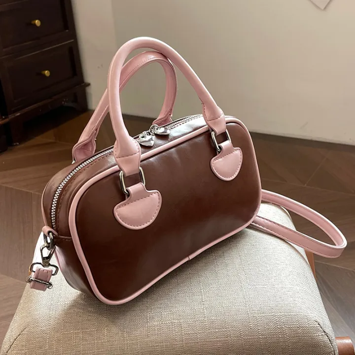 New%20Bag%20Women's%202024%20Fashion%20Trend%20Crossbody%20Bag%20Versatile%20This%20year%20it%20is%20popular%20to%20carry%20a%20small%20square%20bag%20on%20the%20shoulder%20-%20Image%203