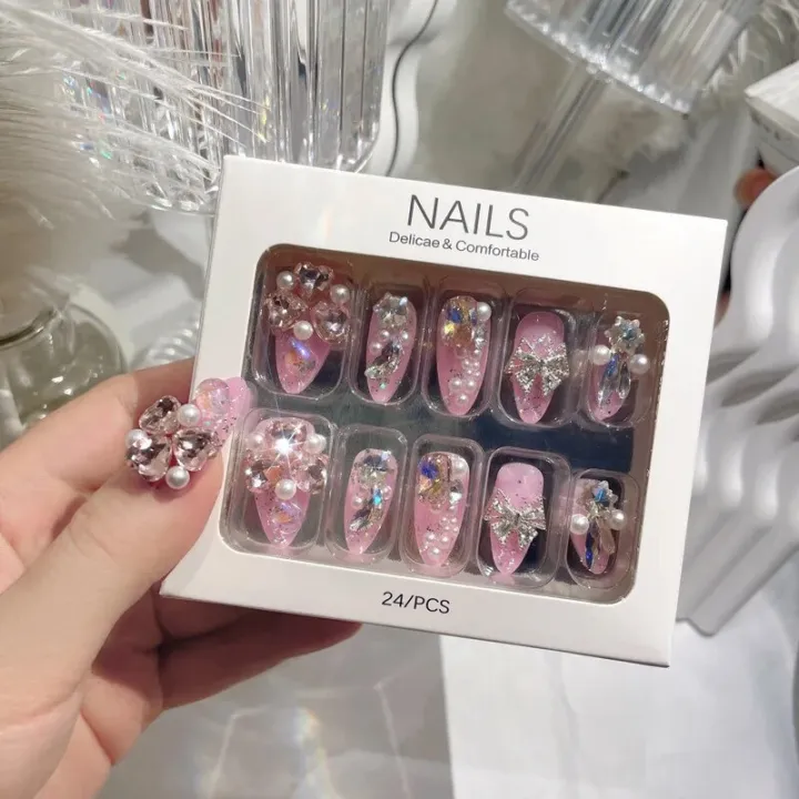 Glitter%20Large%20Crystal%20False%20Nails%2024pcs%203D%20Rhinestone%20Pearl%20Decor%20Bride%20Nail%20Patch%20Shiny%20Korean%20Style%20Artificial%20Nail%20Tips%20-%20Image%207