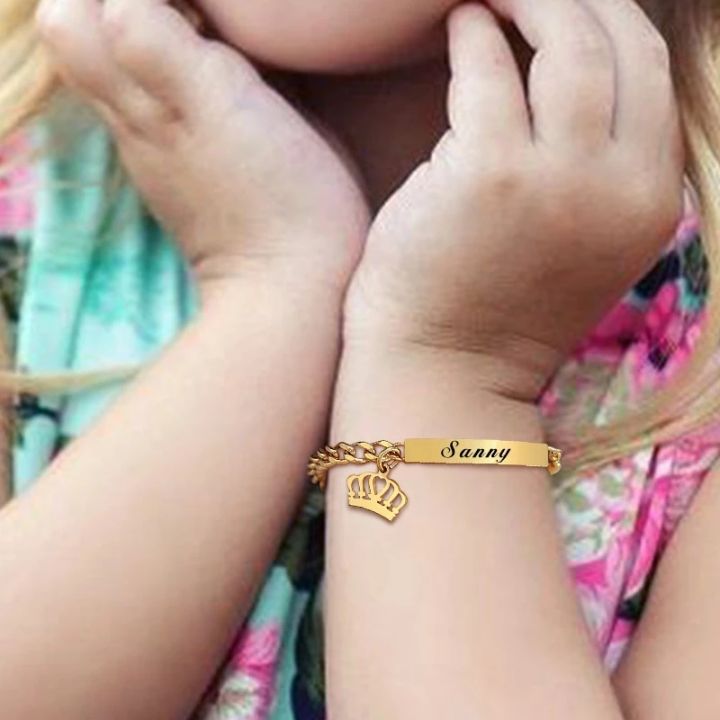 Custom%20Personalized%20Name%20Baby%20ID%20Bracelet,%20Stainless%20Steel%20Curb%20Chain%20With%20Crown%20Bracelet%20Newborn%20Gilrs%20Boy%20Gifts%20Not%20Allergic%20-%20Image%203