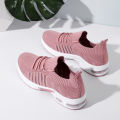 Women's Shoes 2023 Spring New Mom Casual Shoes Fly Woven Mesh Comfortable Soft Sole Running Shoes Breathable Sneakers Women.