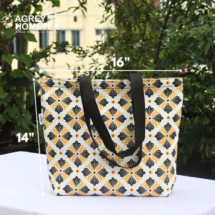 Tote%20Bag,%20Cotton%20Fabric,%20Yellow%20&%20Black,%2014"x16"%20-%20Image%202
