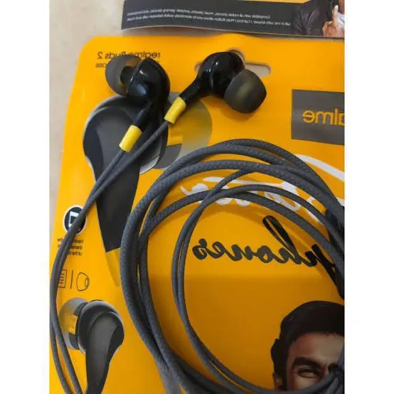 REALME%20BUDS%202%20Wired%20Earphone%20-%20Image%203