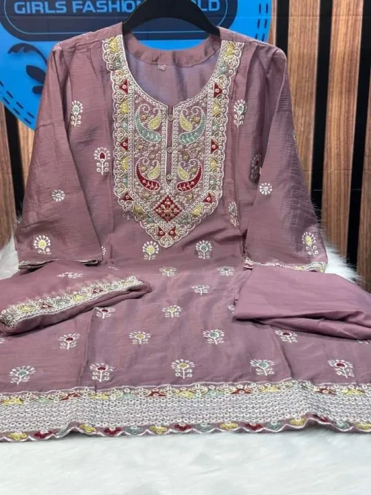 Indian%20Chinon%20Georgette%20Three%20Piece%20-%20Image%203