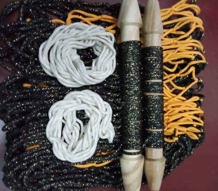 Hanging%20Dulna%20Use%20For%20All%20People%20/%20Large%20Swing%20Rope%20bed%20Rattan%20Dolna%20Dolna%20and%20Wooden%20Sticks%20-%20Image%203