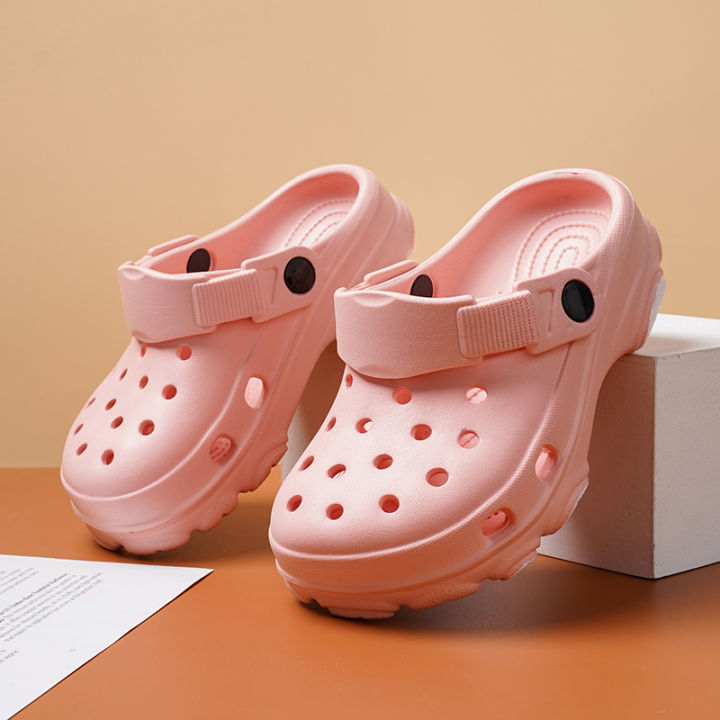 Children's%20Crocs%20Girls%202024%20new%20summer%20indoor%20home%20non-slip%20boys%20soft%20soled%20primary%20school%20children%20outdoor%20slippers%20for%20girls%20-%20Image%206