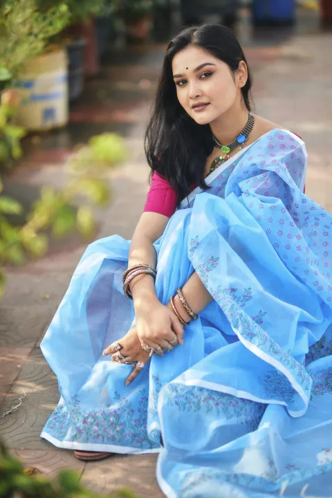 Stylish%20and%20Comfortable,%20Half%20Silk%20Sharee%20For%20Women%20Muslin%20Silk%20%20Screen%20print%20Saree%20New%20Collection%20-%20Image%203