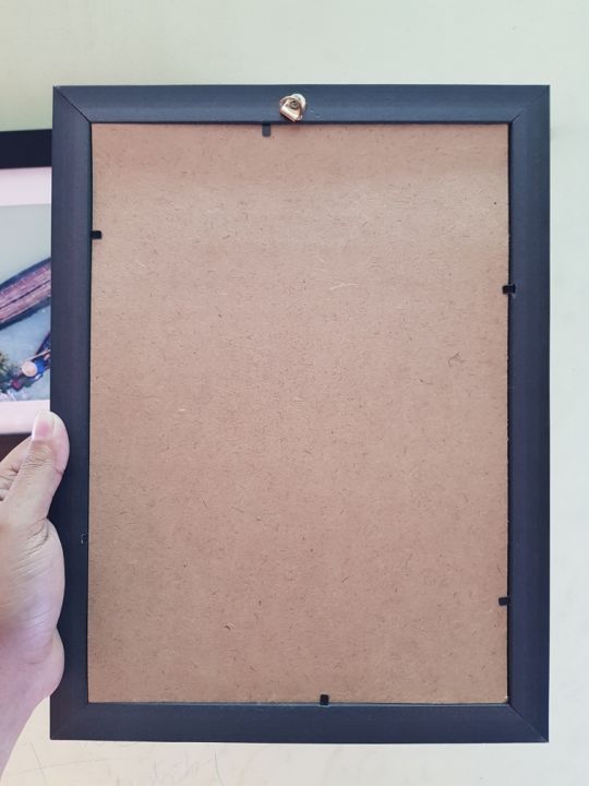 A4%20Size%20Photo%20Picture%20Frame%20set%20of%202%20pieces-Black%201''%20border%20-%20Image%203