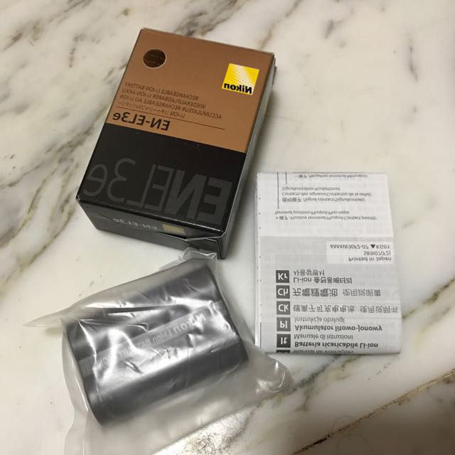 Nikon%20EN-EL3e%20Rechargeable%20Li-Ion%20Battery%20for%20D200,%20D300,%20D700%20and%20D80%20Digital%20SLR%20Cameras%20-%20-%20Image%203