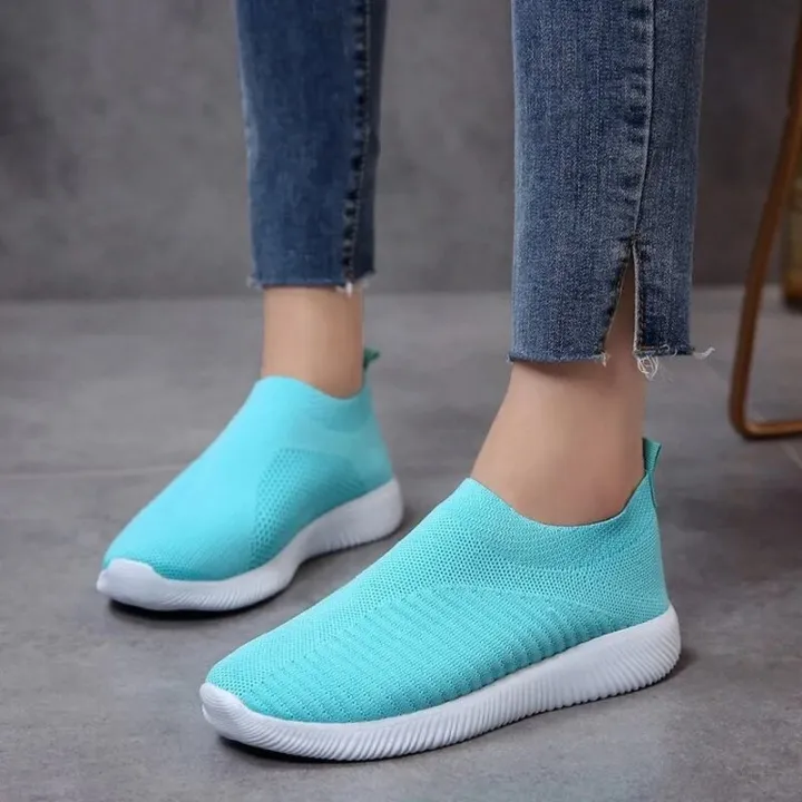 %E3%80%90Deal%E3%80%91%20Summer%20New%20Lightweight%20Flying%20Large%20Size%20Socks%20Shoes%20Women%20Breathable%20Mesh%20Casual%20Flat%20Bottom%20Comfortable%20Women's%20Shoes%20-%20Image%203