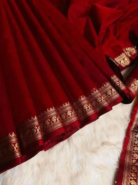 Half%20Silk%20Tangail%20Saree%20for%20Women%20with%20Blouse%20Piece%20%E2%80%93%20Traditional%20Red%20Tangail%20Saree%20with%20Golden%20Border%20%E2%80%93%20Soft%20Elegant%20Party%20&%20Wedding%20Wear%20Saree%20%7C%20DivaDrape%20-%20Image%204