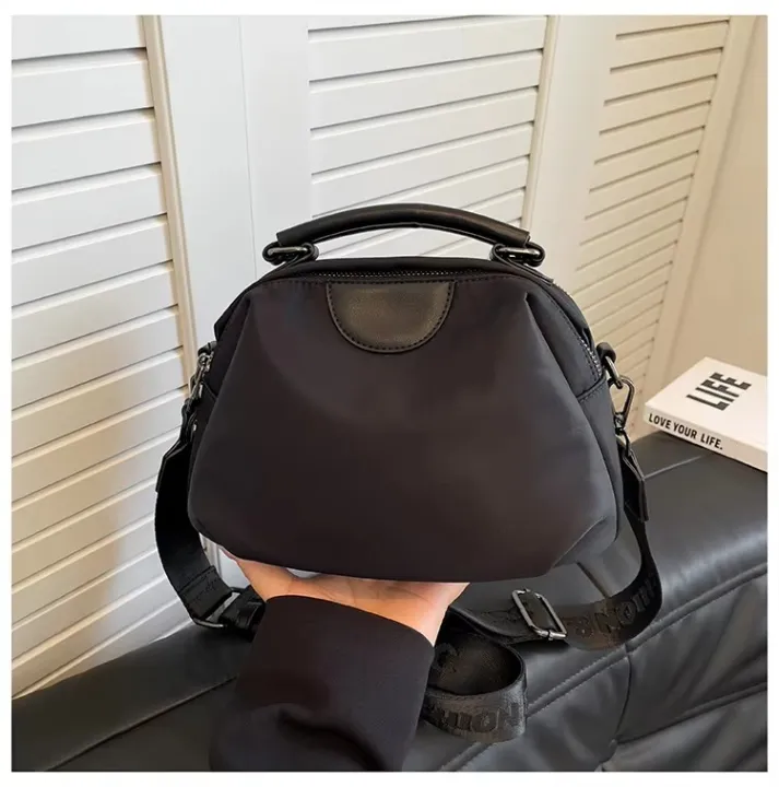 New%20Portable%20Nylon%20Cloth%20with%20Cowhide%20Shoulder%20Bag%20-%20Image%202