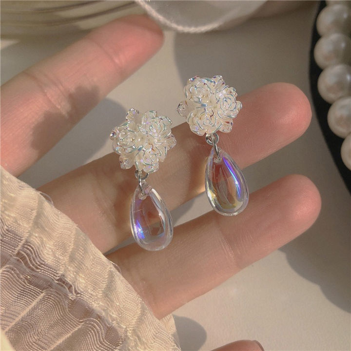 【Deal of the day】 New White Blooming Flower Drop Earrings For