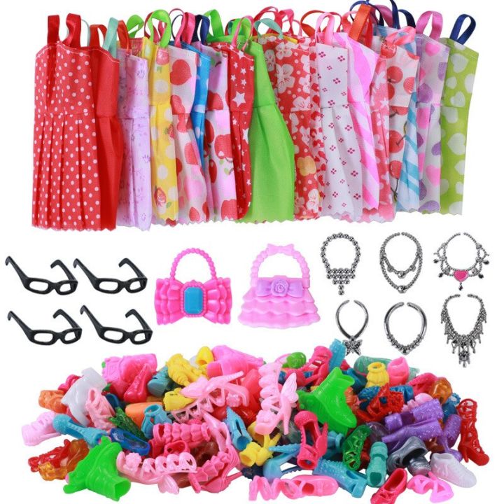 Fashion%20Handmade%2032%20Items%20Accessories=Random%2010%20Items%20Dress+Random%2010%20Pairs%20Of%20Shoes+6%20Necklace+4%20Glasses+2%20Bags%20For%20Barbie%20Doll%20-%20Image%203