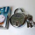 40 mm Steel Locks / Tala. Medium size lock for shop & home with three original keys.. 