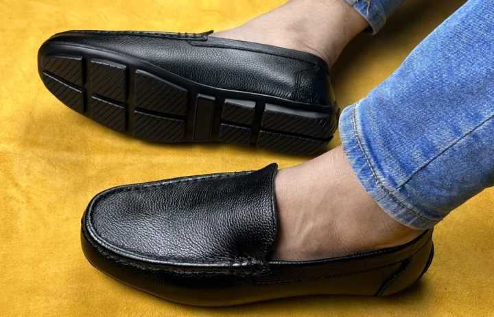 Superlative Versatile -Choice and Remark -Best Quality Black