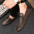 Spring and summer men's shoes, low-top beanie shoes, versatile casual shoes, breathable leather shoes, black work shoes, one foot.