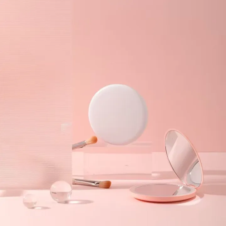 Mini%20LED%20Light%20makeup%20mirror%20Foldable%20compact%20mirror%20With%20luminous%20circle%20Portable%20USB%20handheld%20makeup%20mirror%20-%20Image%204