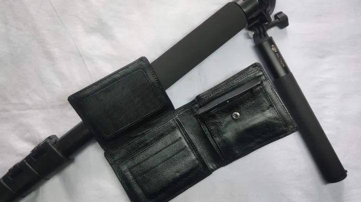 Sandalia%20Men%E2%80%99s%20Classic%20Genuine%20Leather%20Wallet%20%E2%80%93%20Premium%20Bi-Fold%20Purse%20-%20Image%207