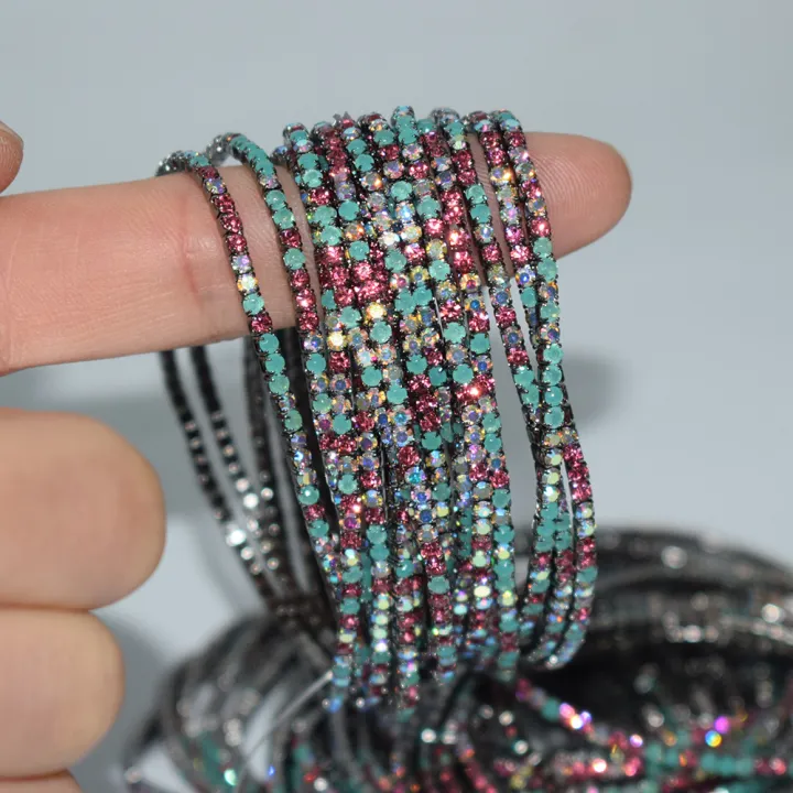 Hot%20Sale%20Dainty%202mm%20Elastic%20Rhinestone%20Bracelet%20Jewelry%20Sparkly%20Shiny%20Rhinestone%20Tennis%20Bracelets%20For%20Women%20-%20Image%202