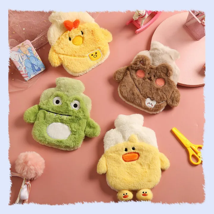 400ML%20Cute%20Stuffed%20Plush%20Water-Filled%20Hot%20Water%20Bag%20Non-Slip%20Heat%20Insulation%204%20Colors%20Flannel%20Cover%20Square%20Hot%20Water%20Bag%20-%20Image%202