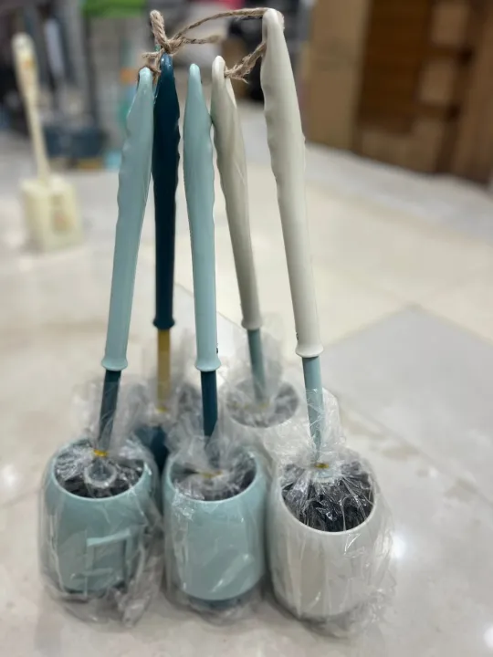 Toilet%20bowl%20cleaning%20set%20with%20soft%20bristle%20brush%20Toilet%20bowl%20brush%20and%20holder%20Bathroom%20cleaning%20brush%20-%20Image%206