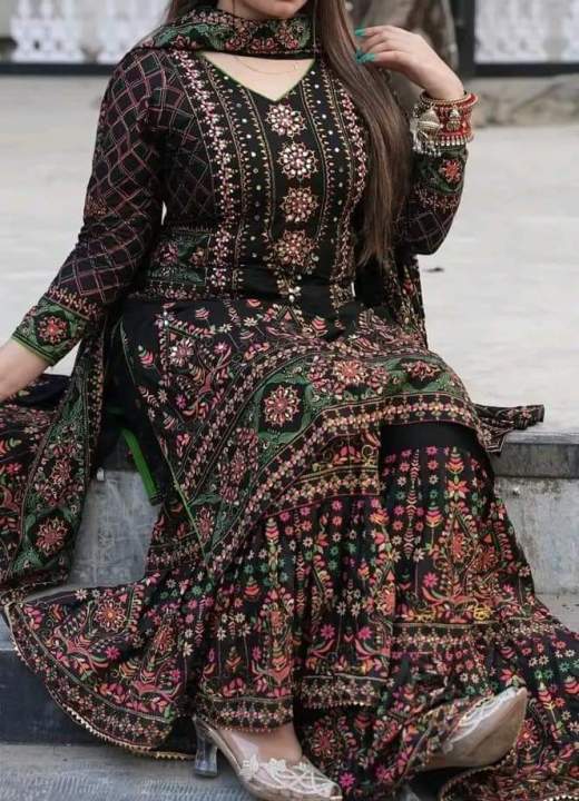 Exclusive%20Ready%20Made%20Linen%20Garara%20Three%20Piece%20Set%20for%20Women,%20Chic%20Kurta,%20Garara%20Pants,%20and%20Matching%20Dupatta,%20Premium%20Breathable%20Fabric%20-%20Image%208
