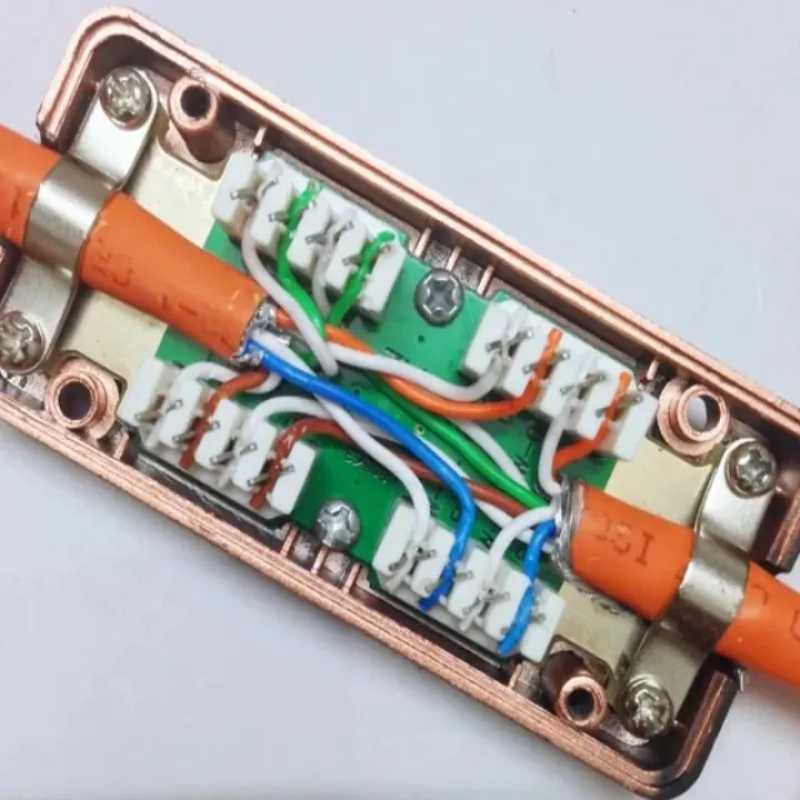 RJ45%20Junction%20Box%20Network%20CAT7%20600MHz%20Ethernet%20LAN%20Cable%20LSA%20Connection%20Adaptor%20RJ45%20Extention%20Adapter%20RJ%2045%20Extention%20Box%20-%20Image%202
