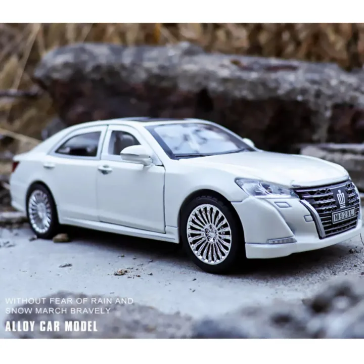 1:24%20Toyota%20Crown%20Diecast%20Alloy%20Car%20XLG%206%20Open%20Premium%20Model%20Vehicle%20Metal%20Toy%20Model%20Pull%20back%20Sound%20Light%20-%20Image%2010