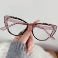 Fashion Retro Women Sunglasses Cat Eye Photochromic Anti Radiation Eyeglasses for Women and Men Plastic Frame Glasses. 