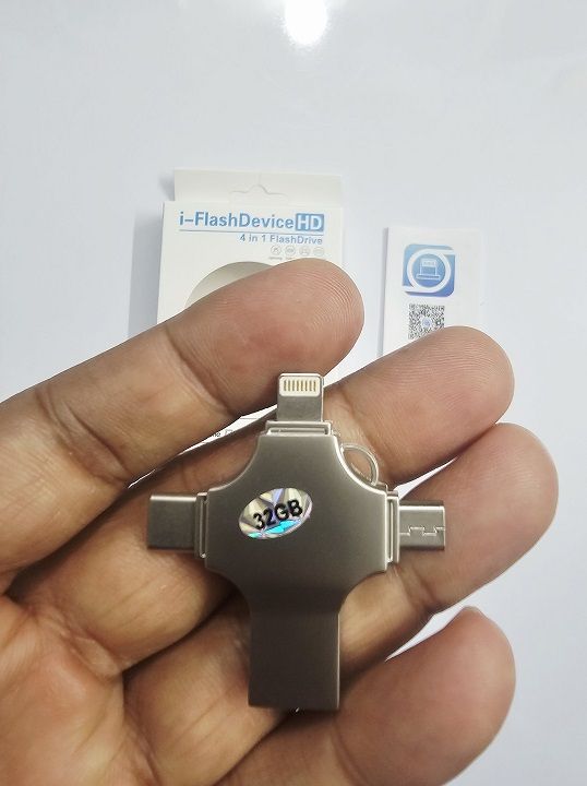 4%20In%201%20Flash%20Drive%2032GB%20Metal%20Body%20-%20Image%205
