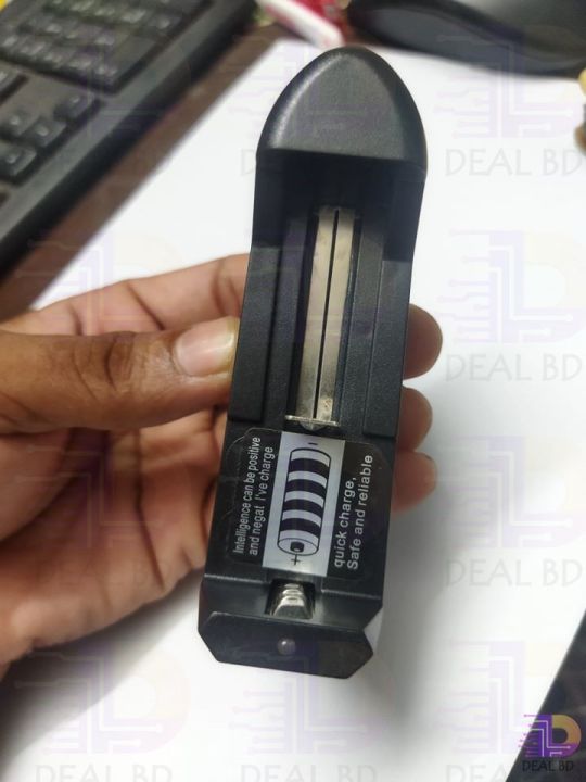 Universal%20AC%20220v%20To%203.7V%20Battery%20Single%20Slot%20Charger%20Black%20For%20Rechargeable%20Lithium%20Li-ion%2018650%2016340%2014500%2017670%20CR123A%20AA%20AAA%20Battery%20Charging%20-%20Image%203