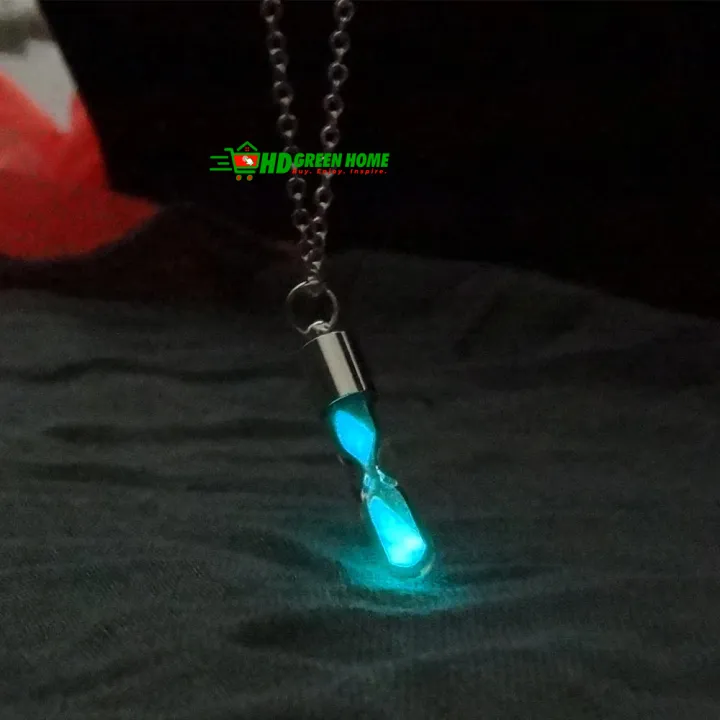 Hourglass%20Luminous%20Necklace%20Glass%20with%20Chain%20Glow%20in%20the%20Dark%20Sand%20Hourglass%20Pendant%20Jewelry%20Jewellery%20(Blue)%20-%20Image%204