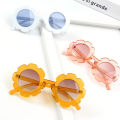 Korean version of small flower sunglasses children's fashion baby sunflower glasses boys and girls personality flower sunglasses tide.
