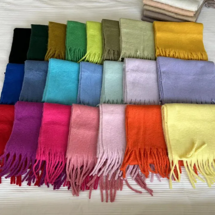 Korean%20ins%20labeling%20solid%20color%20mohair%20scarf,%20women's%20new%20candy%20color%20macaron%20color,%20autumn%20and%20winter%20thickened%20and%20widened%20drape%20-%20Image%204