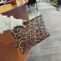 Casual Bags for Women Animal Print Leopard Clutch Female Fashion Design Leather Wallet Messenger Bag Ladies Elegant Handbag.