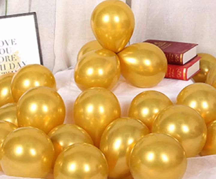 Birthday%20decoration%20set-red%20card%20banner%20with%20golden%20background%20package%20-%20Image%205