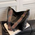 Large Capacity Bag Women's New Fashion Shoulder Bag Retro Versatile Broadband Crossbody Tote Bag Geometric Strap Hobo Bag. 