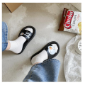 Slipper Sandal. 