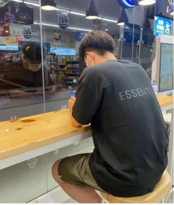 Essential%20t%20shirt%20for%20men's%20ropa%20pressed%20glue%20letters%20loose%20round%20neck%20High%20street%20fashion%20men%20and%20women%20short%20sleeves%20T-shirts%20Dislikelike%20-%20Image%205