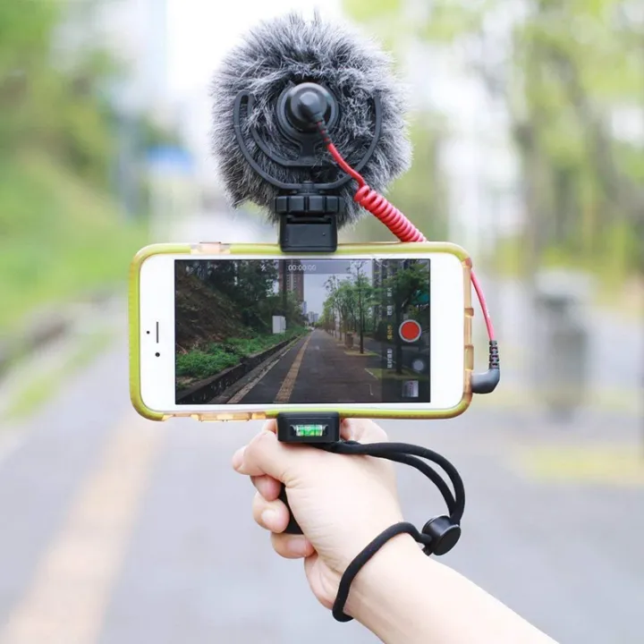 F-Mount%20Smartphone%20Handheld%20Stabilizer%20Video%20Rig%20Grip%20Handle%20Support%20Tripod%20Mount%20for%20Mobile%20Phone%20Videomaker%20Film-maker%20-%20Image%207