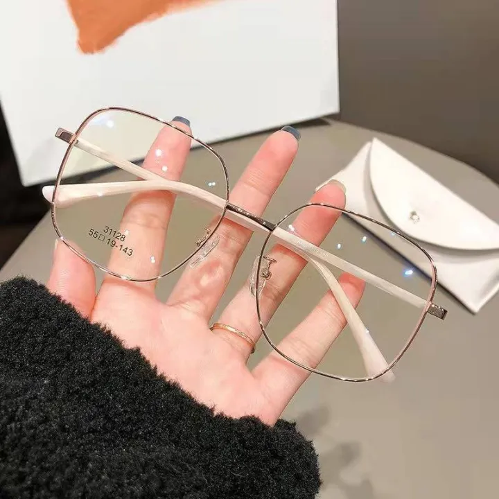 2023%20New%20Eyeglasses:%20Popular%20European%20and%20American%20Women's%20Anti%20Blue%20Light%20Glasses%20Alloy%20Frame%20with%20Plain%20Face%20Fashion%20Matching%20Flat%20Light%20Glasses%20-%20Image%207