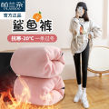 Plandoo Shark Skin Leggings Women's Outer Wear Winter Lambskin plus Velvet Thickened Skinny Leg Barbie Belly Contracting Yoga Pants.