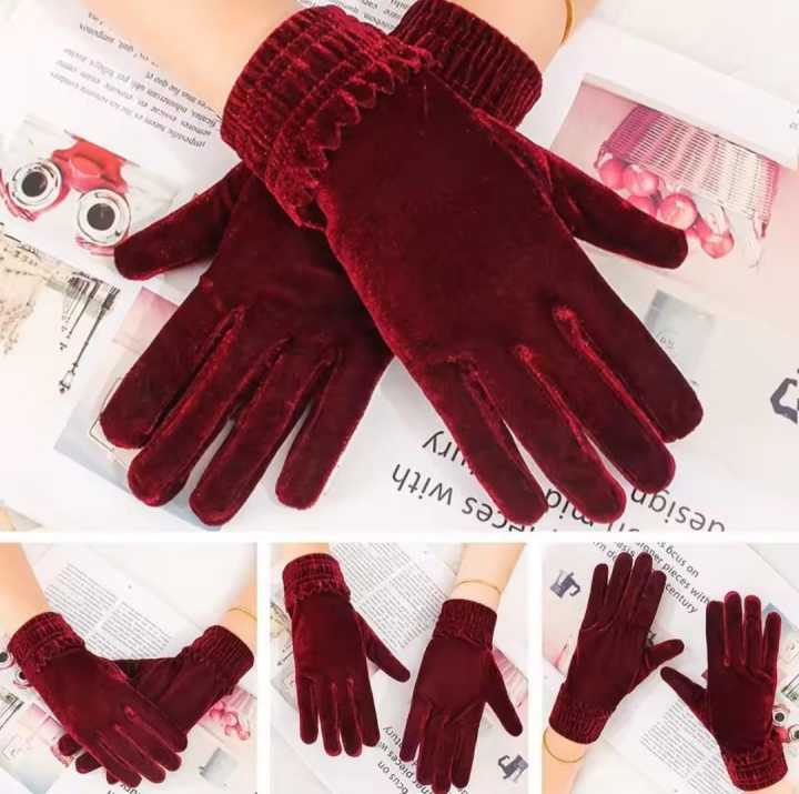 Super%20Stylish%20Velvet%20Hand%20Gloves%20For%20Women%20-%20Image%204
